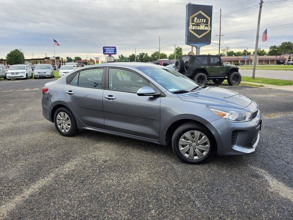Used 2019 Kia Rio S FWD image 2