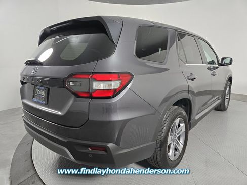 Used 2024 Honda Pilot EX-L image 6