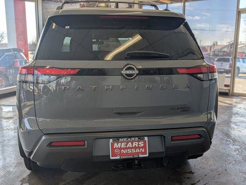 New 2026 Nissan Pathfinder Platinum w/ Cargo Package AWD/4WD image 5