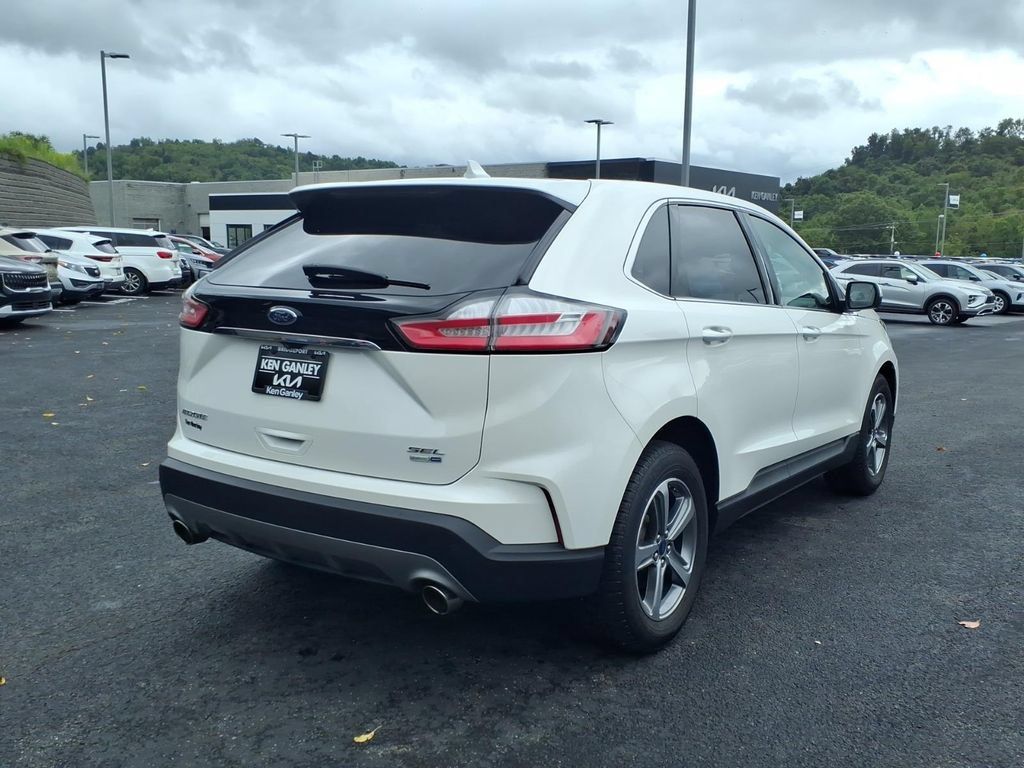 Used 2020 Ford Edge SEL w/ Convenience Package AWD/4WD image 11