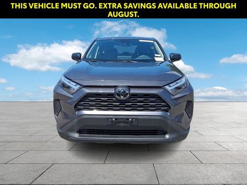 Used 2025 Toyota RAV4 LE AWD/4WD image 3