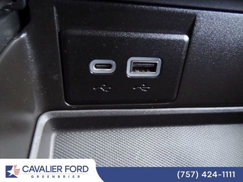 Used 2022 GMC Yukon XL Denali AWD/4WD image 39