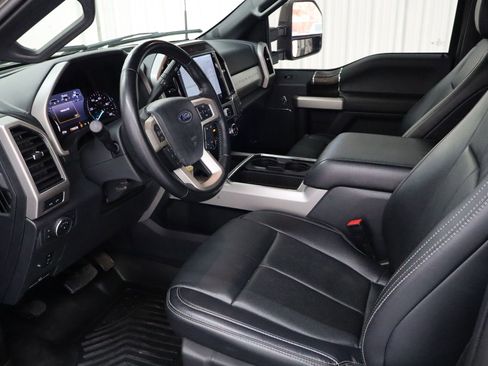 Used 2022 Ford F250 Lariat w/ Lariat Value Package image 25