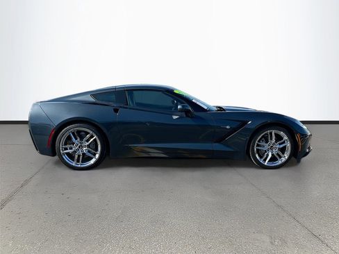 Used 2019 Chevrolet Corvette Stingray w/ 2LT Preferred Equipment Group image 8