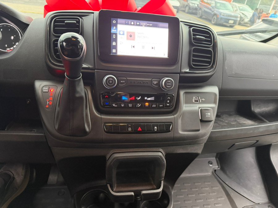Used 2025 RAM ProMaster 2500 w/ U-Haul Equipment Group FWD image 29