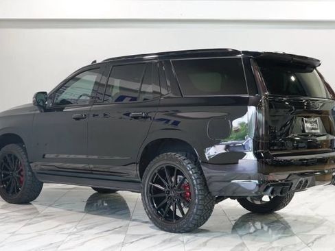 Used 2023 Cadillac Escalade V AWD/4WD image 13