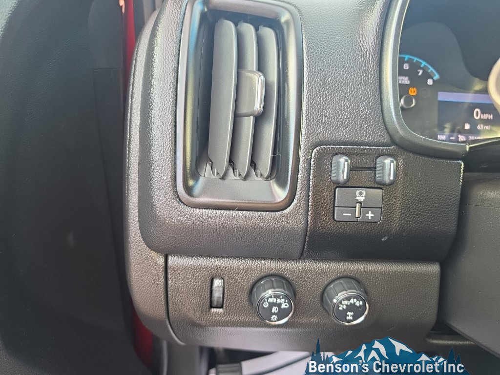 Used 2020 Chevrolet Colorado LT w/ LT Convenience Package AWD/4WD image 24