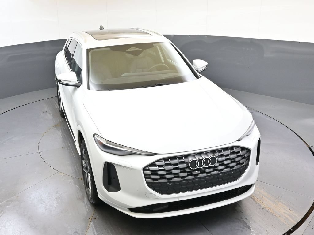 Used 2025 Audi Q5 Premium Plus w/ Premium Plus AWD/4WD image 51