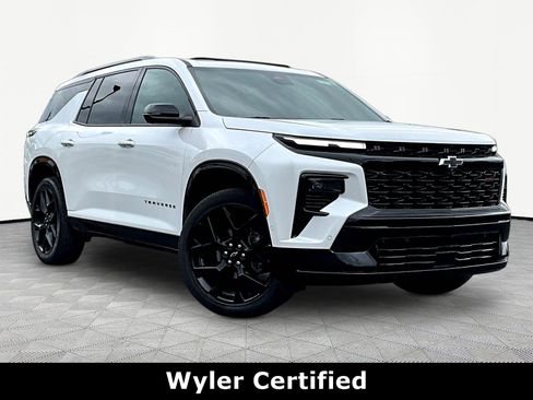 Used 2024 Chevrolet Traverse RS w/ LPO, Floor Liner Package AWD/4WD image 3