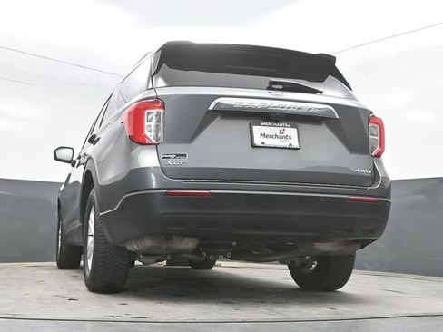 Used 2022 Ford Explorer XLT AWD/4WD image 41