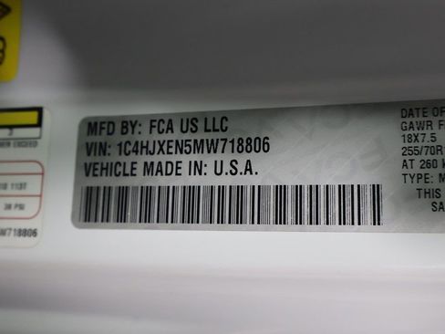 Used 2021 Jeep Wrangler Unlimited Sahara image 41