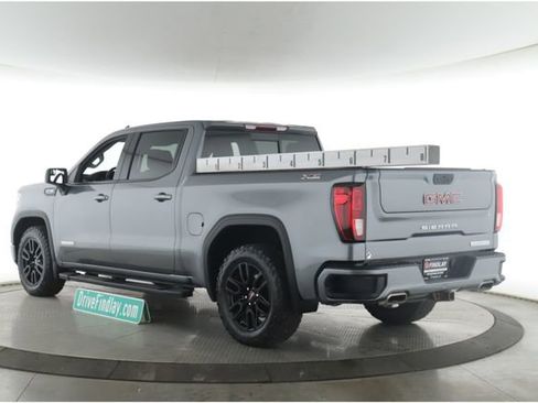 Used 2021 GMC Sierra 1500 Elevation w/ Preferred Package AWD/4WD image 8