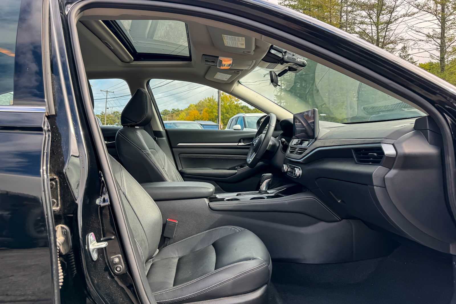 Certified 2023 Nissan Altima 2.5 SL AWD/4WD image 9