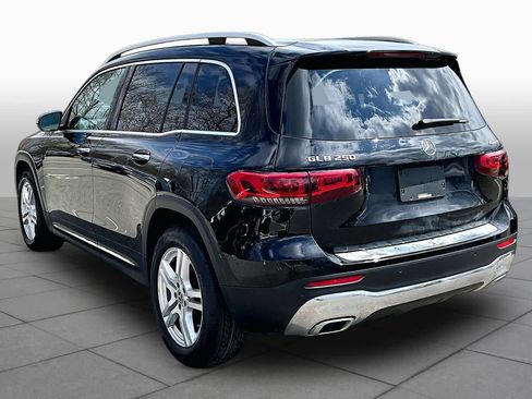 Used 2023 Mercedes-Benz GLB 250 4MATIC image 12