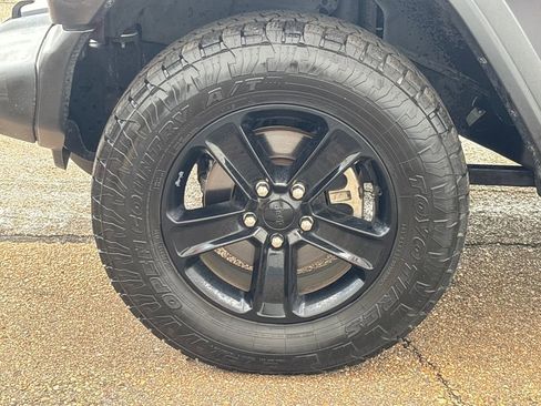 Used 2021 Jeep Wrangler Unlimited Sport image 22