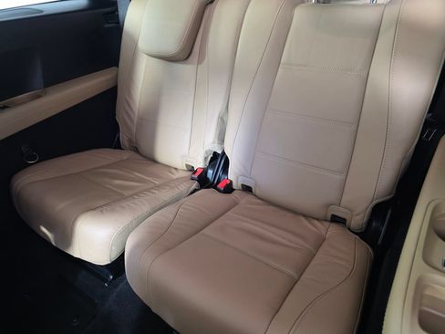 Certified 2024 Mercedes-Benz GLS 450 4MATIC image 17