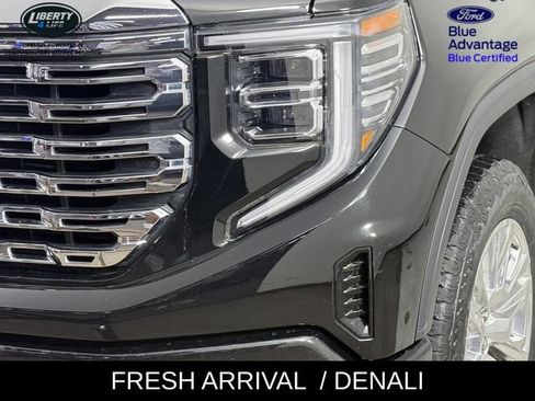 Used 2023 GMC Sierra 1500 Denali w/ Technology Package AWD/4WD image 9