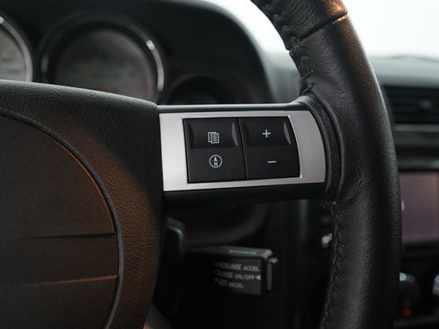 Used 2008 Dodge Challenger SRT8 RWD image 26
