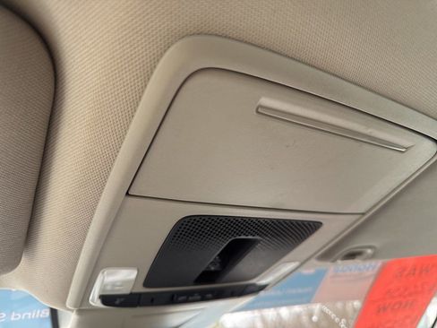 Used 2023 Honda Civic Touring image 28