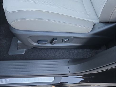 New 2026 INFINITI QX60 Luxe w/ Cargo Package image 36