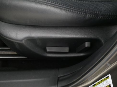 Used 2018 MAZDA MAZDA3 Grand Touring w/ Premium Equipment Package image 20