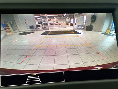 Used 2023 Chevrolet Equinox LT image 12