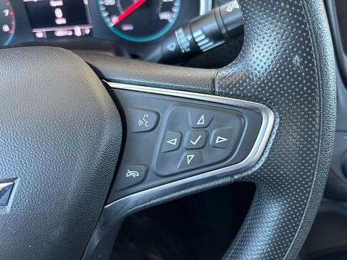 Used 2024 Chevrolet Malibu LT FWD image 12