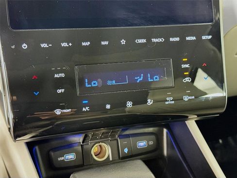 Used 2024 Hyundai Tucson SEL w/ Convenience Package FWD image 16