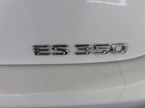 Used 2022 Lexus ES 350 F Sport w/ Accessory Package 2 FWD image 10