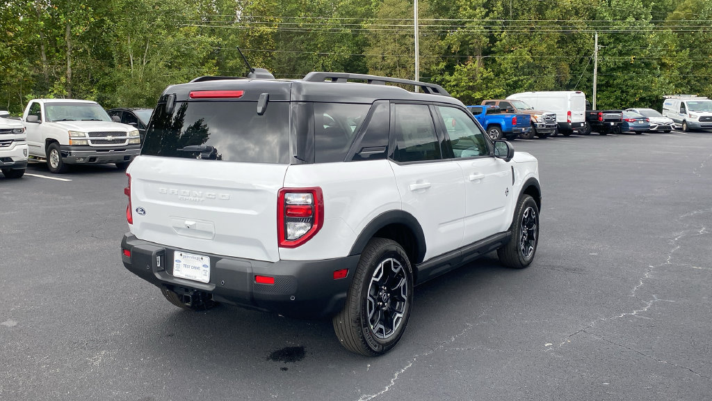New 2026 Ford Bronco Sport Outer Banks w/ Outer Banks Tech Package+ AWD/4WD image 5