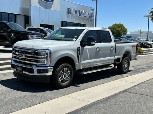 New 2026 Ford F250 Lariat w/ FX4 Off-Road Package AWD/4WD image 2