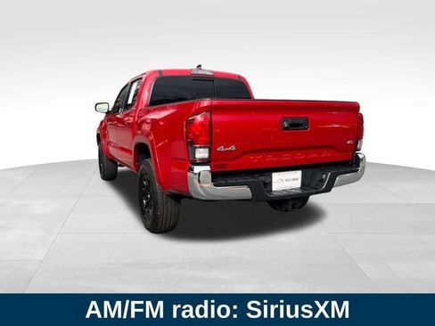 Used 2021 Toyota Tacoma SR5 AWD/4WD image 3