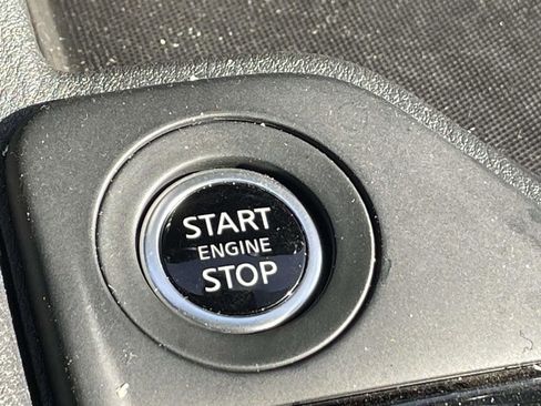 Used 2025 Nissan Sentra S image 28