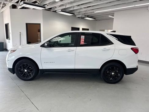 Used 2020 Chevrolet Equinox LS AWD/4WD image 5