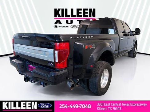 Used 2022 Ford F350 Platinum w/ FX4 Off-Road Package image 8