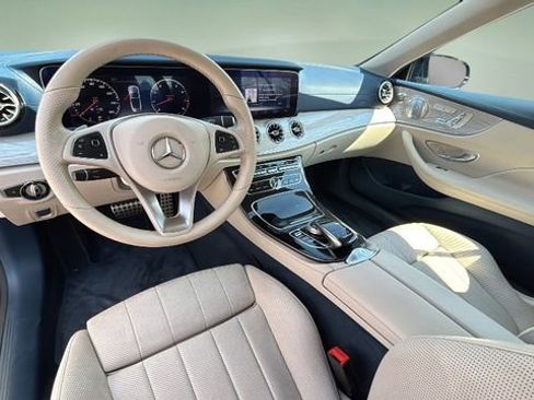 Used 2018 Mercedes-Benz E 400 4MATIC Cabriolet image 11