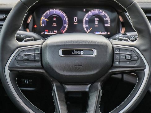 New 2026 Jeep Grand Cherokee Limited image 28