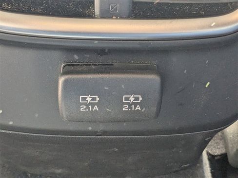 Certified 2022 Subaru Outback Premium image 15