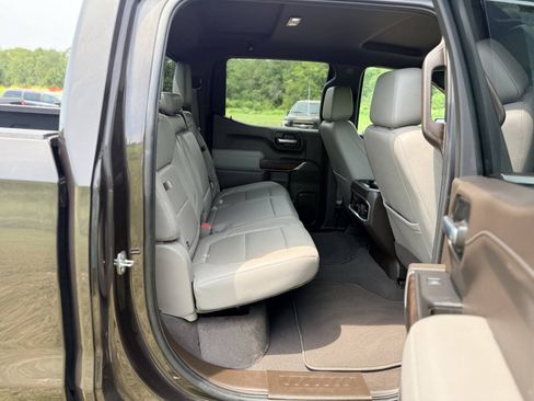 Used 2021 GMC Sierra 1500 SLT w/ SLT Premium Plus Package RWD image 14