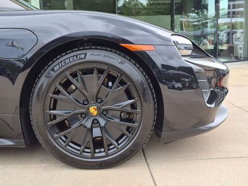 Certified 2023 Porsche Taycan GTS AWD/4WD image 11