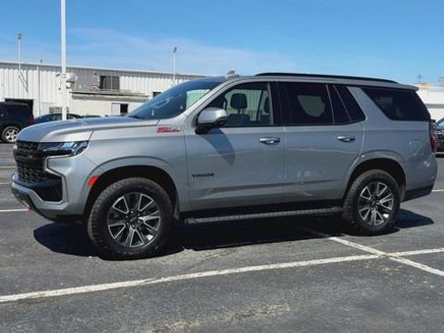 Used 2023 Chevrolet Tahoe Z71 w/ Luxury Package image 4