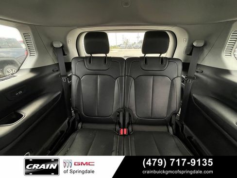 Used 2023 Jeep Grand Cherokee L Limited w/ Black Appearance Package AWD/4WD image 26