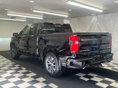 Used 2023 Chevrolet Silverado 1500 RST w/ Convenience Package II AWD/4WD image 9