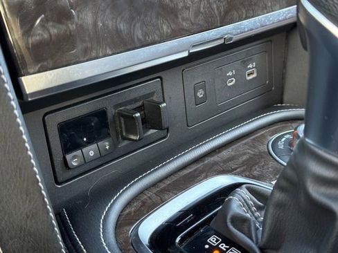 Used 2023 Nissan Armada Platinum w/ Captain's Chairs Package image 23