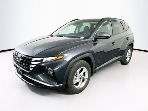 Used 2024 Hyundai Tucson SEL AWD/4WD image 3