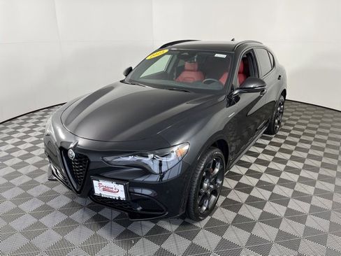 Used 2025 Alfa Romeo Stelvio Sprint w/ Veloce Package image 3