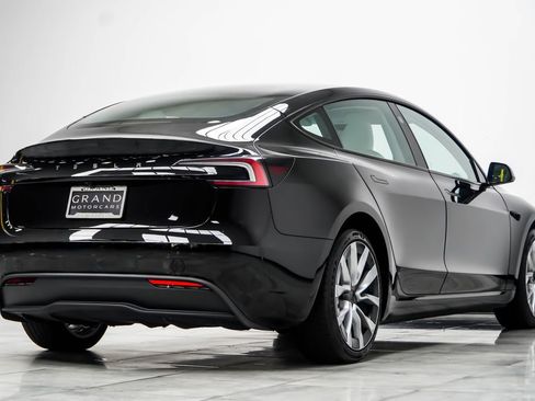 Used 2025 Tesla Model 3 Long Range RWD image 14
