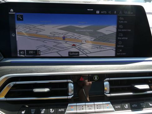 Used 2022 BMW X7 xDrive40i w/ Premium Package image 40