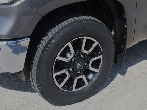 Used 2015 Toyota Tundra SR AWD/4WD image 5