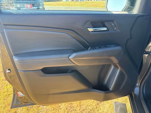 Used 2024 GMC Canyon Elevation w/ Convenience Package image 10